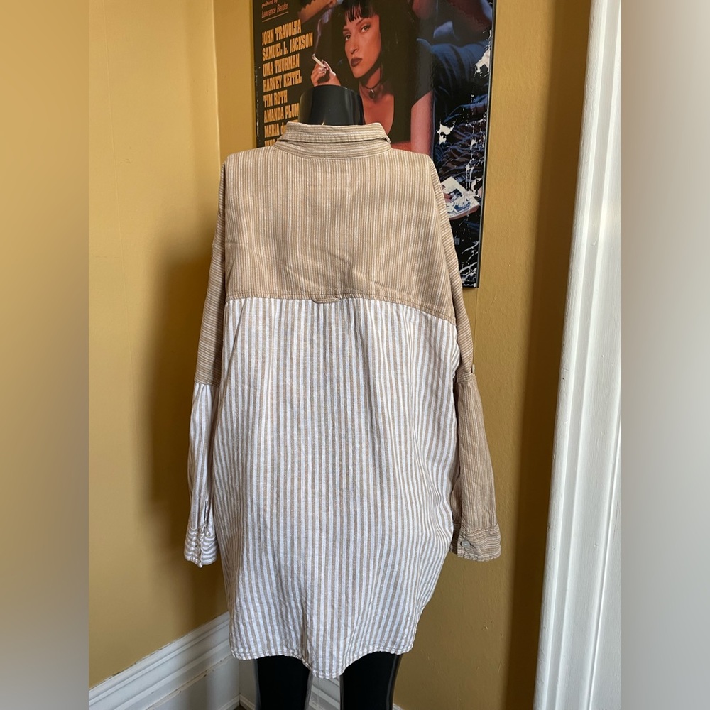 Women’s American Eagle Oversized Linen Longsleeve ( Small ) - Picture 5 of 7